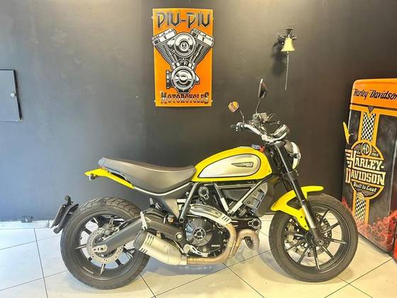 DUCATI SCRAMBLER ICON 